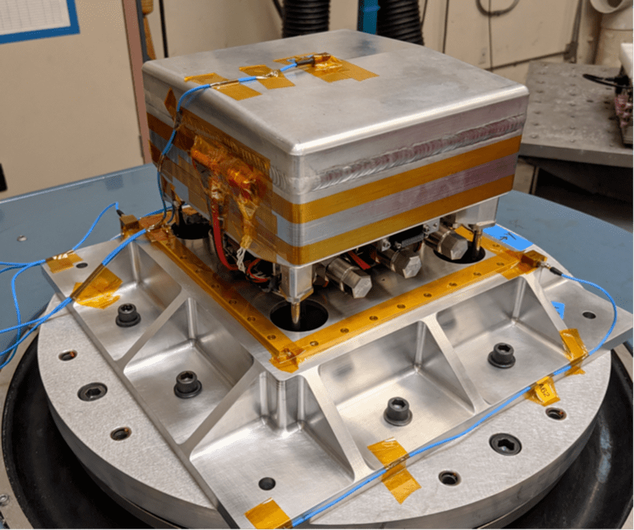 Двигуна установка CAPSTONE (NASA)