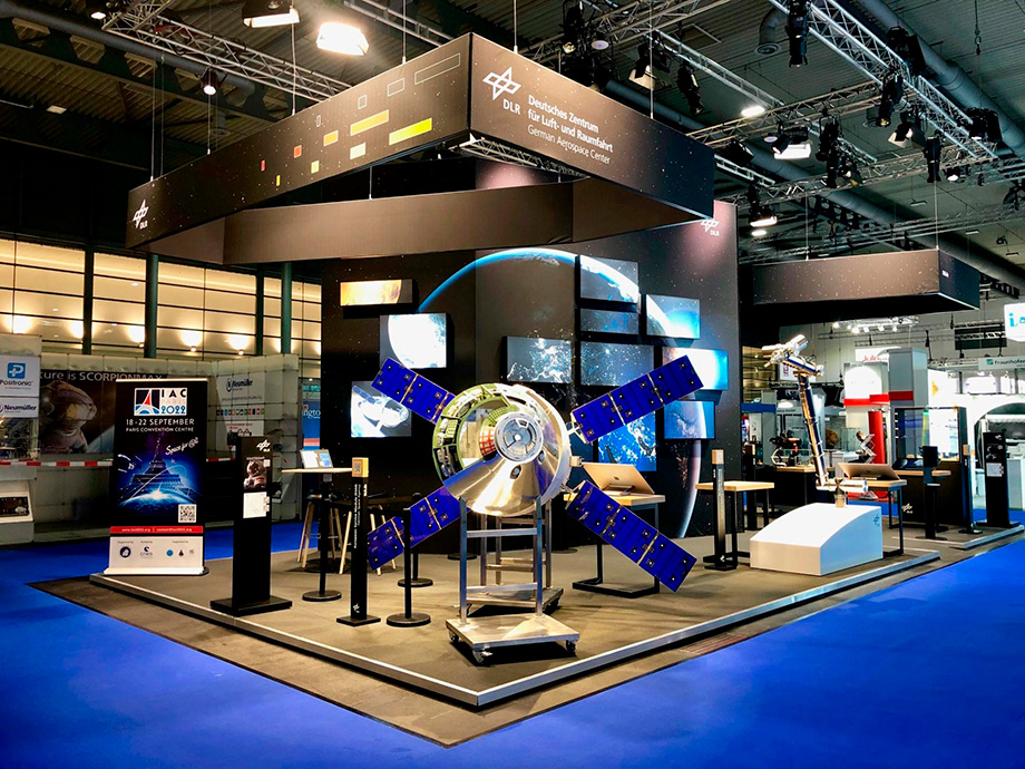 Виставкові зали на Space Tech Expo Europe 2021