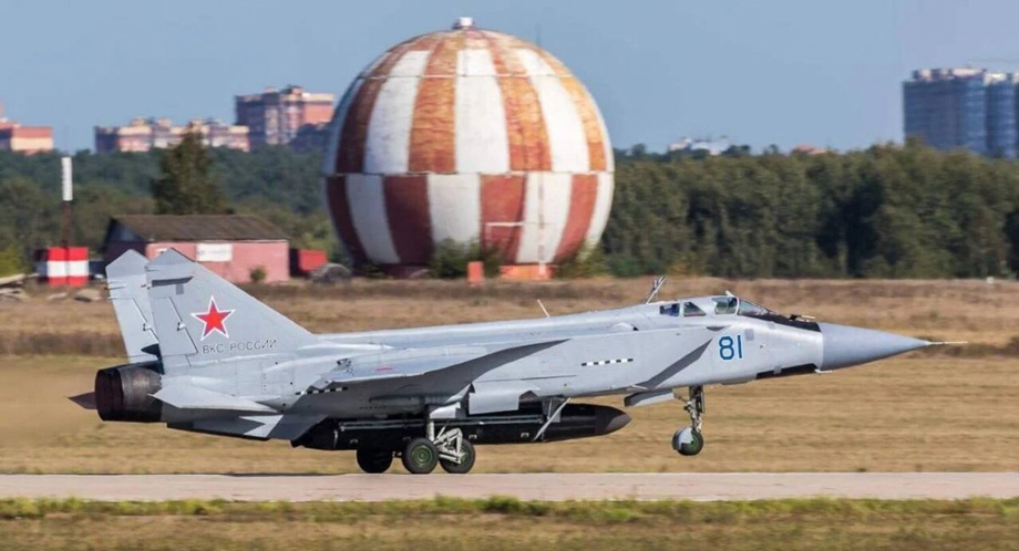 MiG-31 fighter