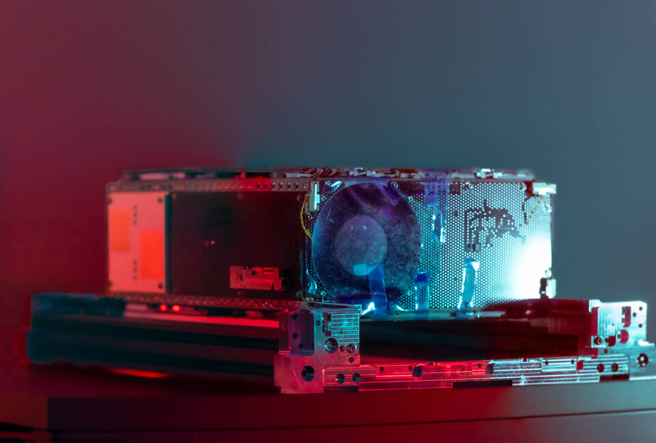 Мініатюрний супутник з Φsat-2