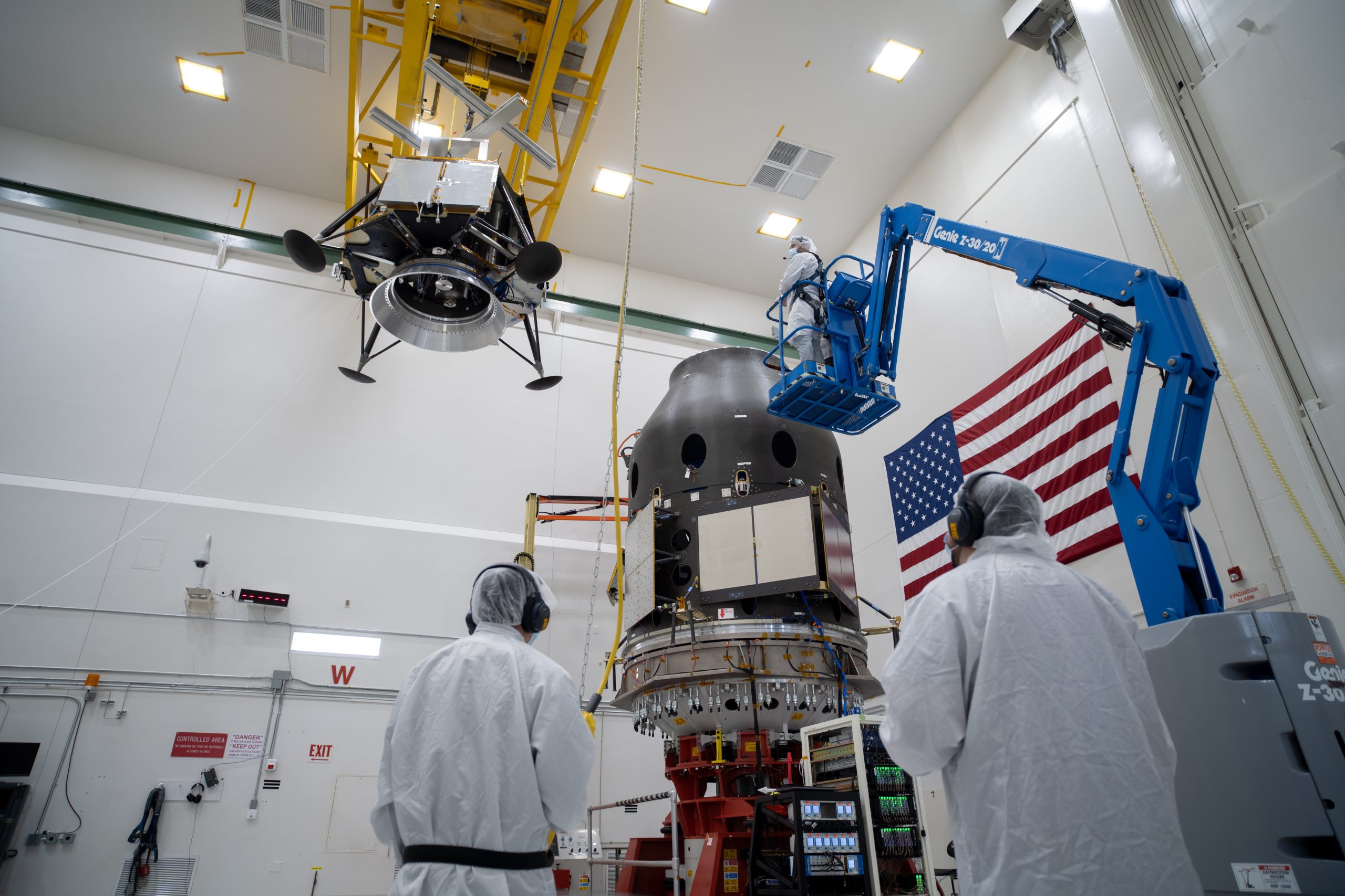 Testing Firefly's Blue Ghost landing platform at JPL